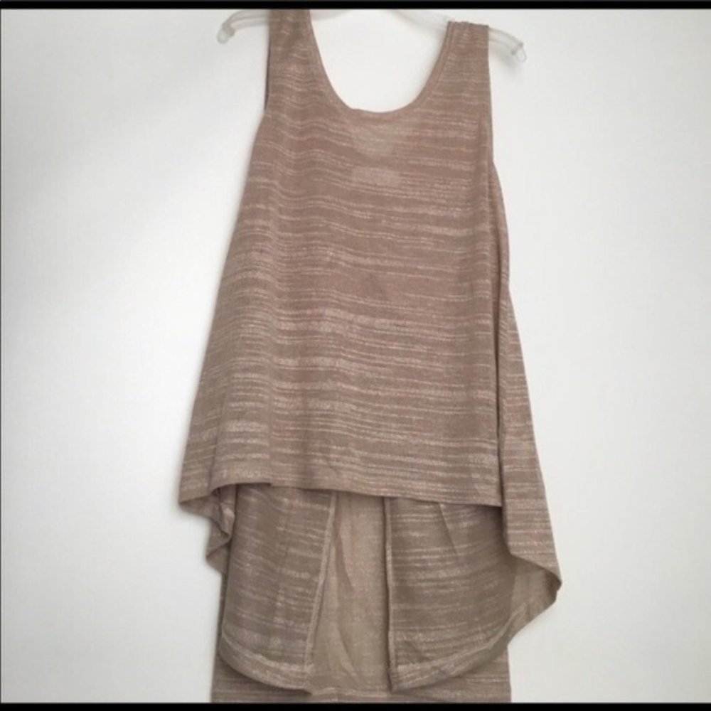 Sheer Scoop High Low Tank S - Picture 2 of 3